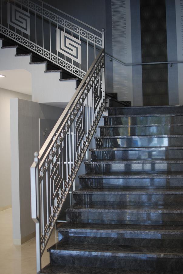 Hotel - Restauracja "Sloneczna" Jarocin Dış mekan fotoğraf